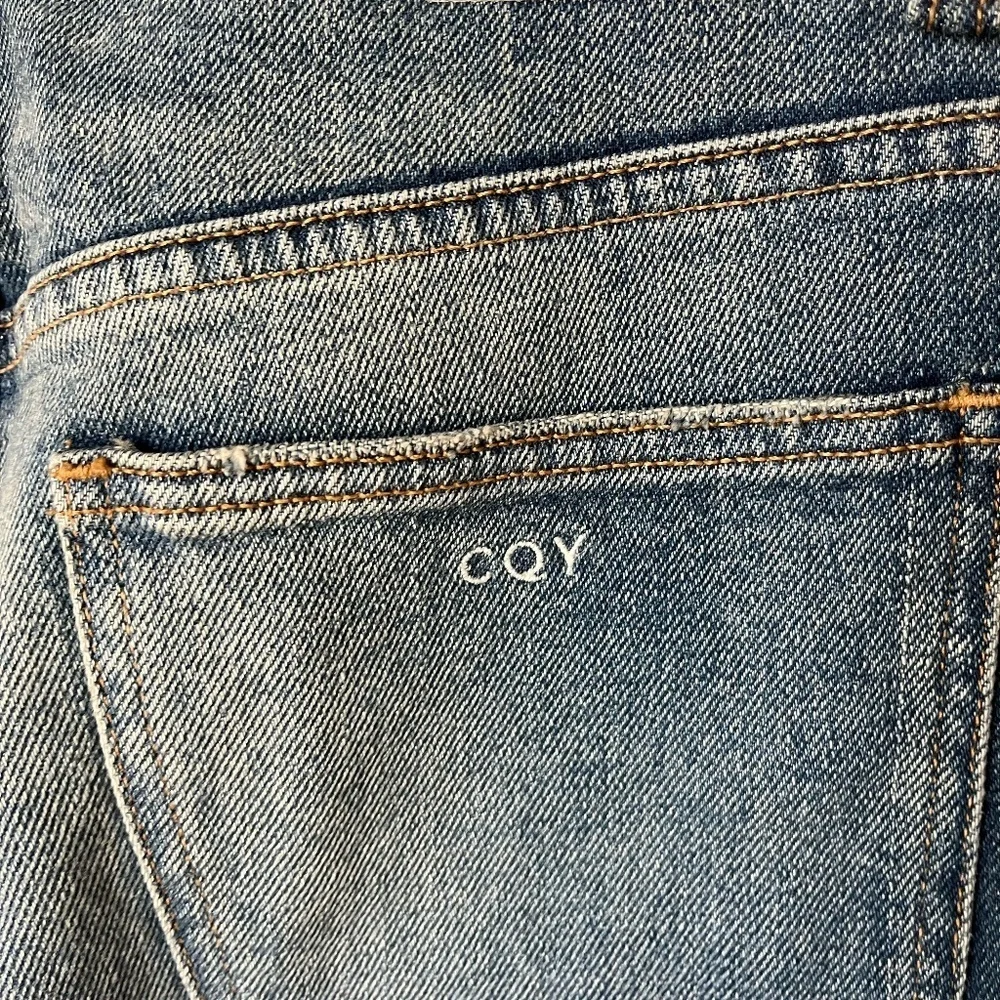 CQY x ANTHROPOLOGIE | Bliss High-Rise Bootcut Flare Raw Hem Jeans | Size 25